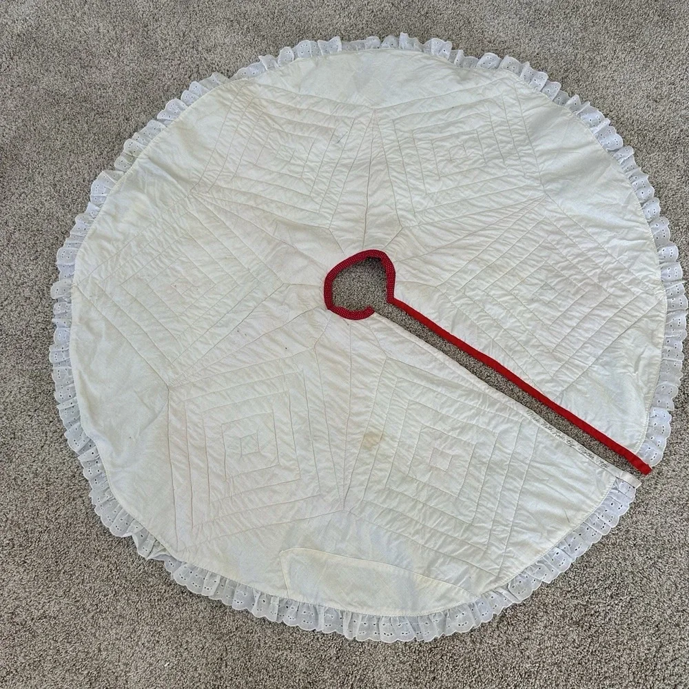 Vintage Handmade Quilted Tree Skirt Star Patchwork 41